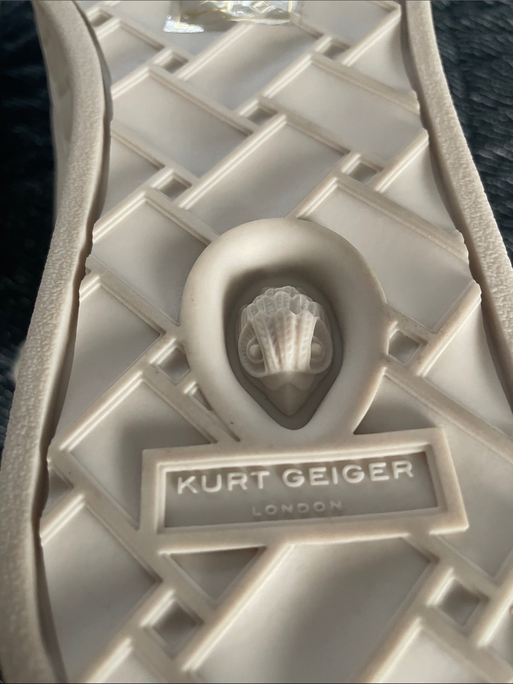 Kurt Geiger Cream and Silver Low-Top Mule Slip On Lace Sneakers - Picture 8 of 8